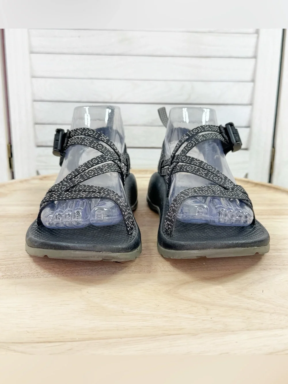 Chaco ZX/1 Hugs & Kisses EcoTread Strappy Sandals Black White Flecked Big Kids 4